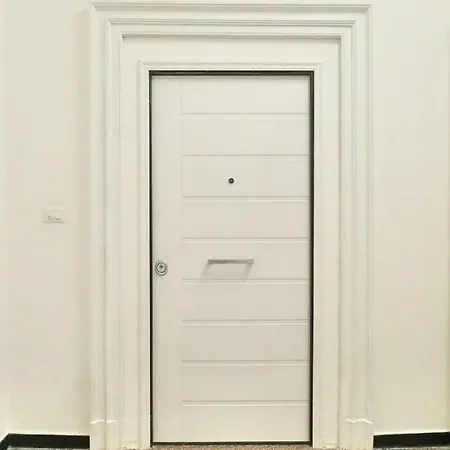 Central Chic Apartment Genoa Exterior photo