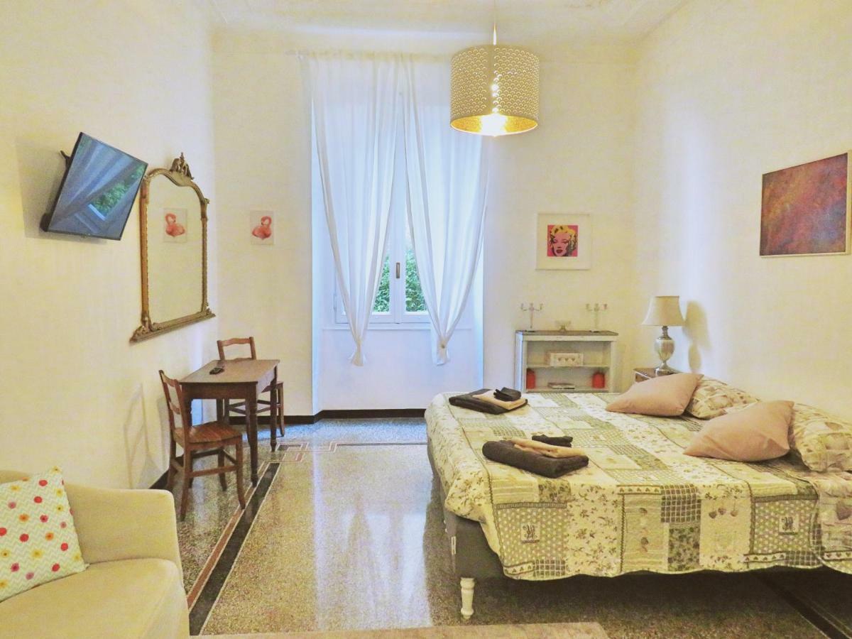 Chic Apartment Genoa